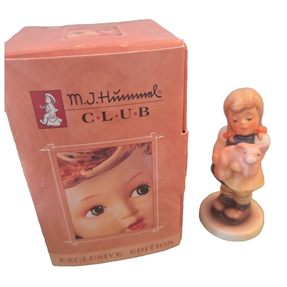 Hummel Goebel Figurine Club PIGTAILS #2052 EUC in Box 1999 3 3/8" Tall